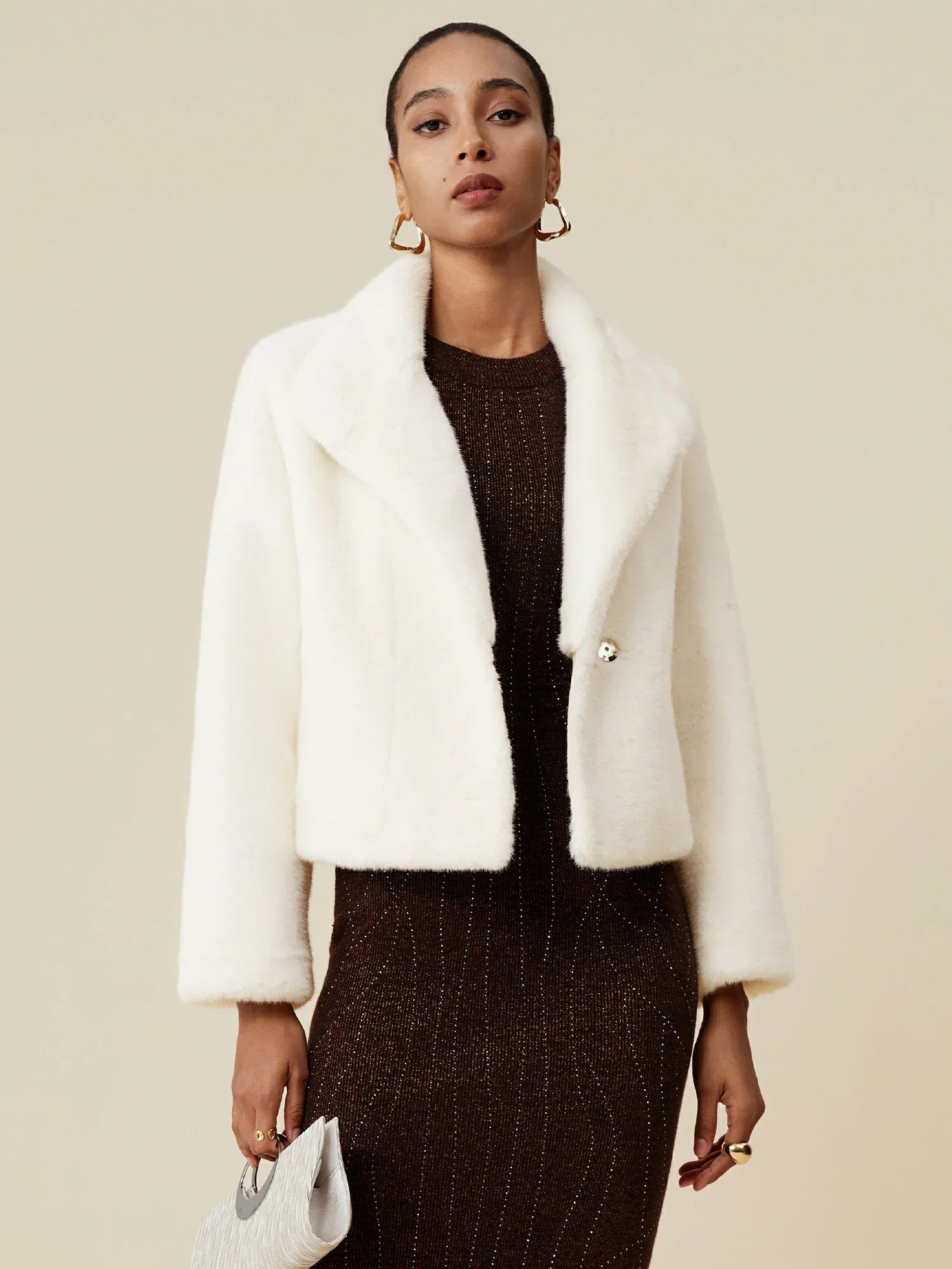 Kadın Yaka Çevre Dostu Kürk Kısa Kaban