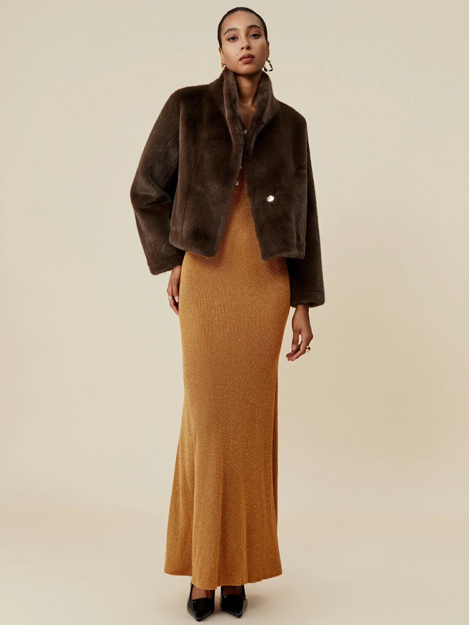 Kadın Yaka Çevre Dostu Kürk Kısa Kaban