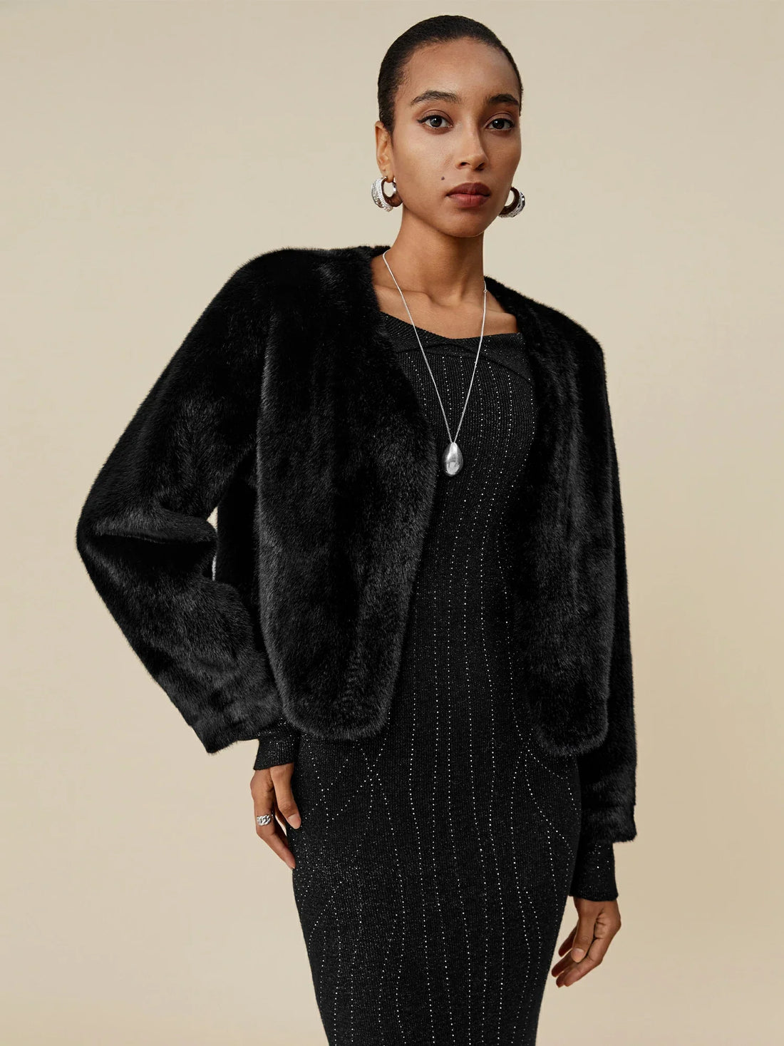 V Yaka Uzun Kollu Çevre Dostu Kürk Kısa Kaban