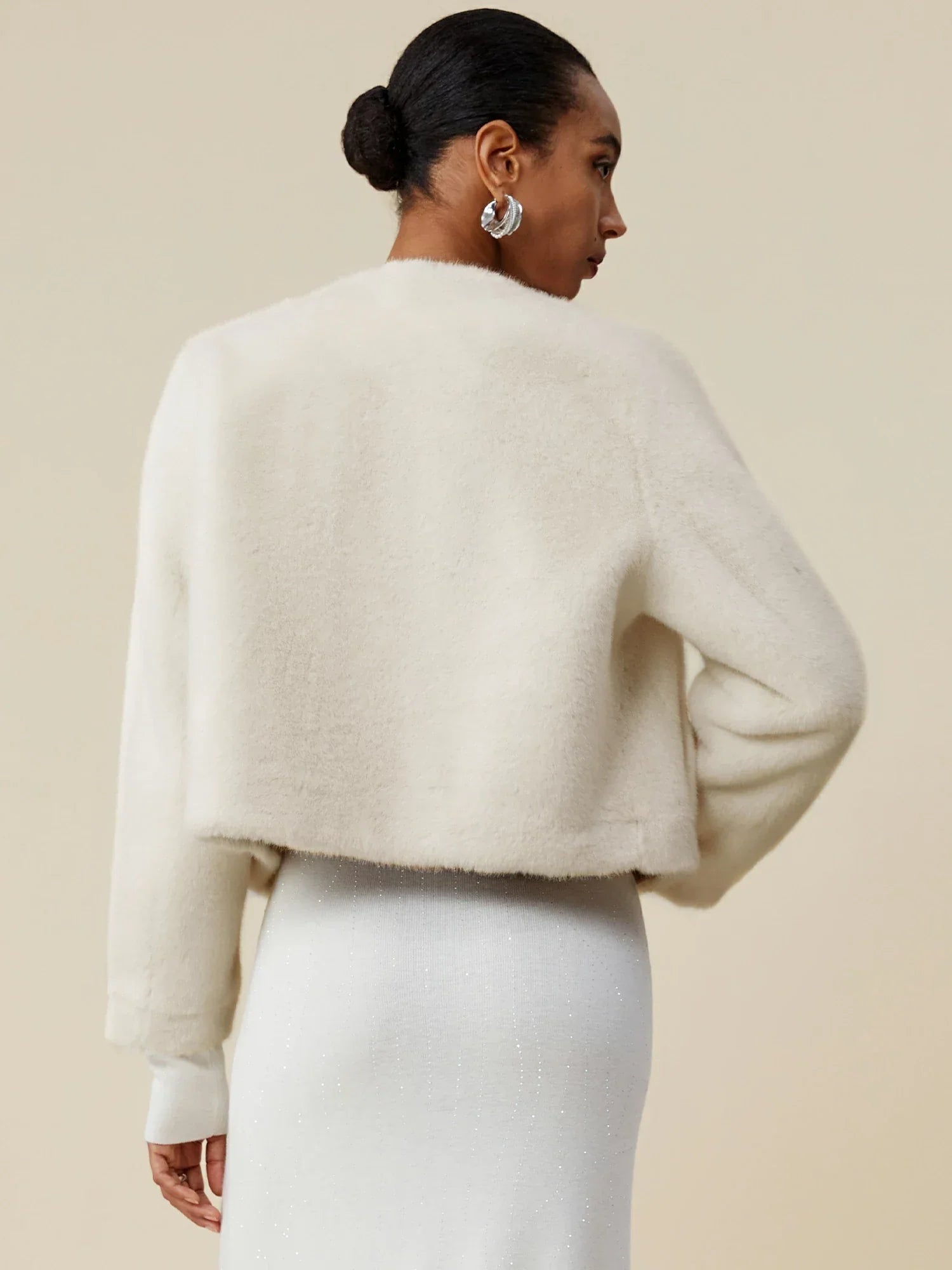 V Yaka Uzun Kollu Çevre Dostu Kürk Kısa Kaban