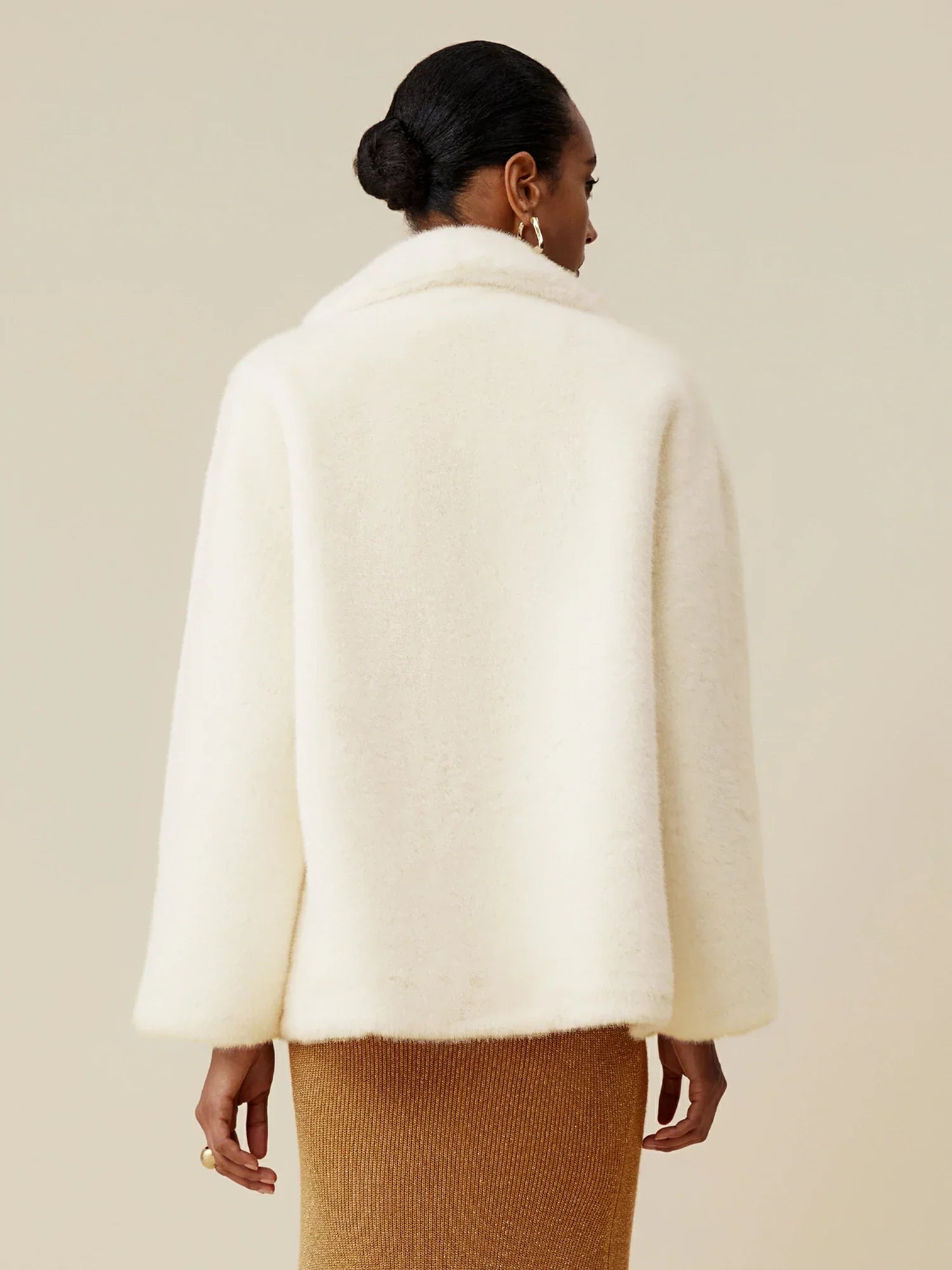 Yaka Uzun Kollu Çevre Dostu Kürk Kısa Kaban