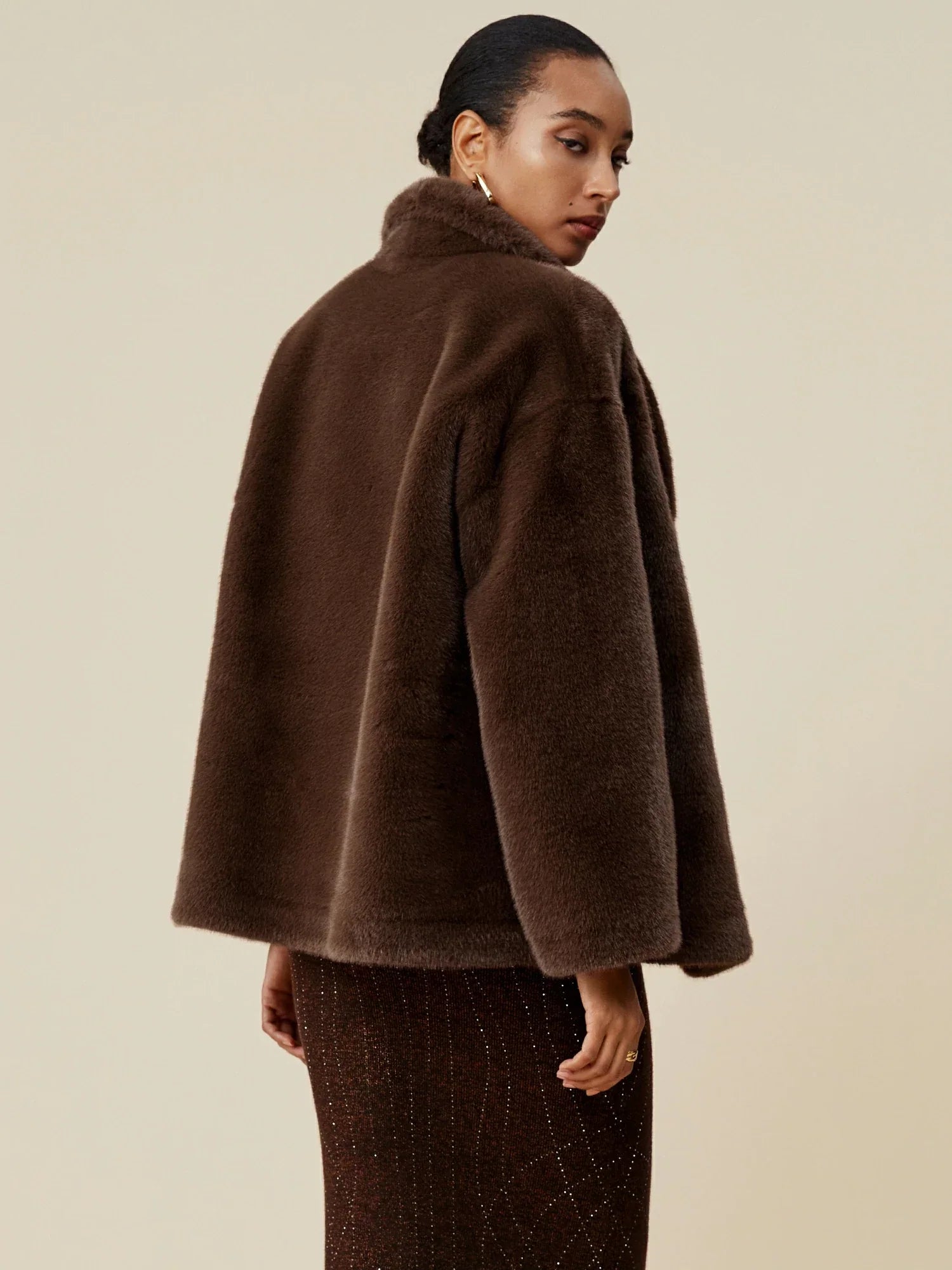 Yaka Uzun Kollu Çevre Dostu Kürk Kısa Kaban