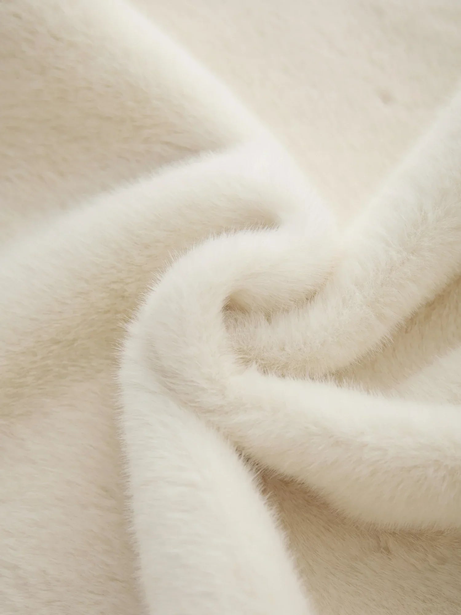 Yaka Uzun Kollu Çevre Dostu Kürk Kısa Kaban