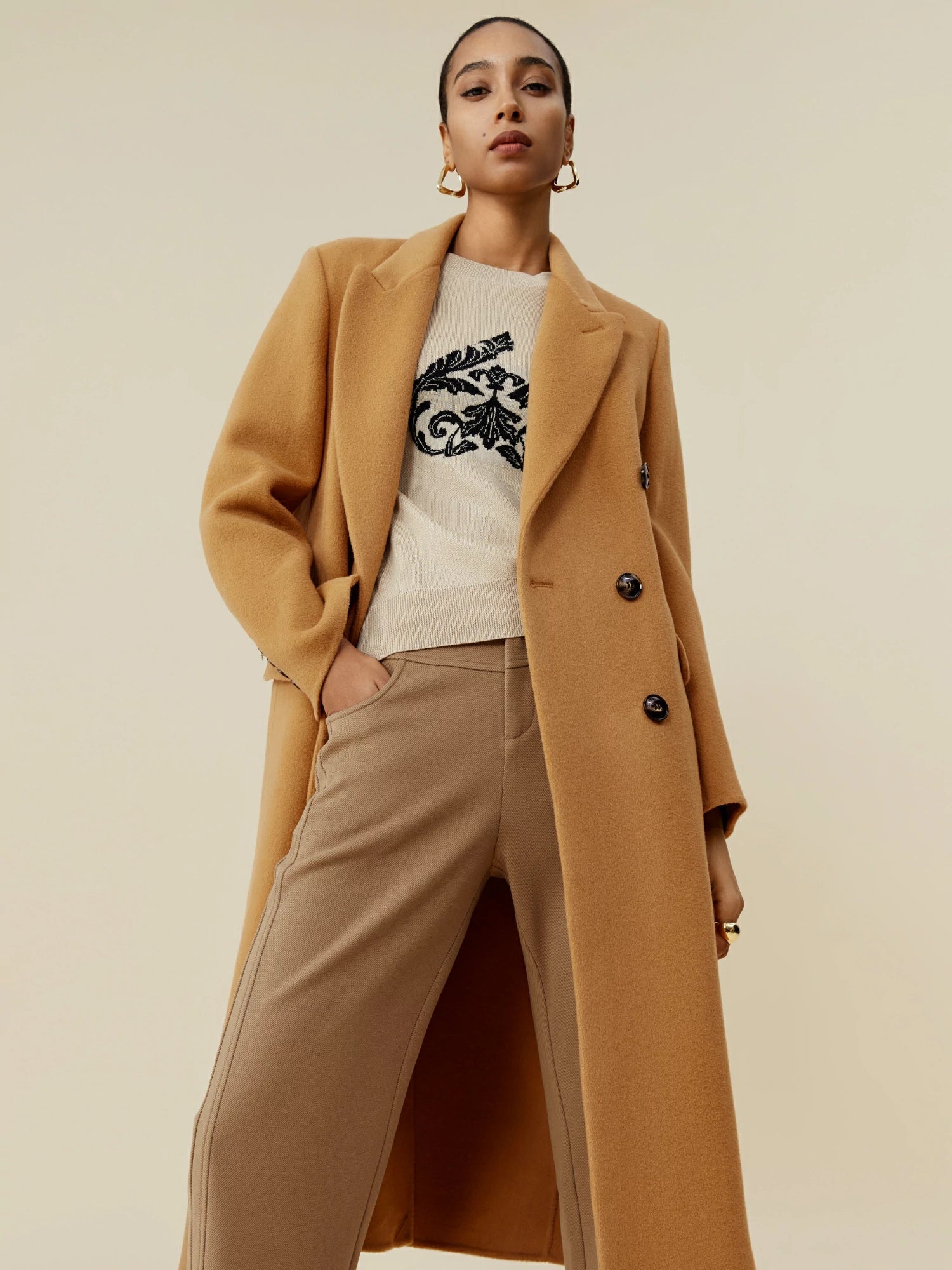 Yün Çentikli Yaka Klasik Kruvaze Kaban