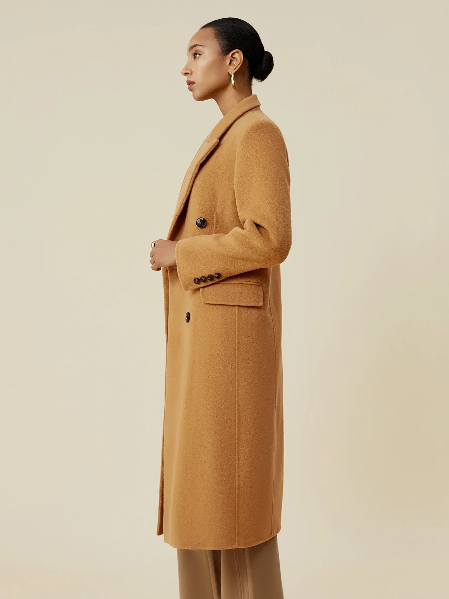 Yün Çentikli Yaka Klasik Kruvaze Kaban