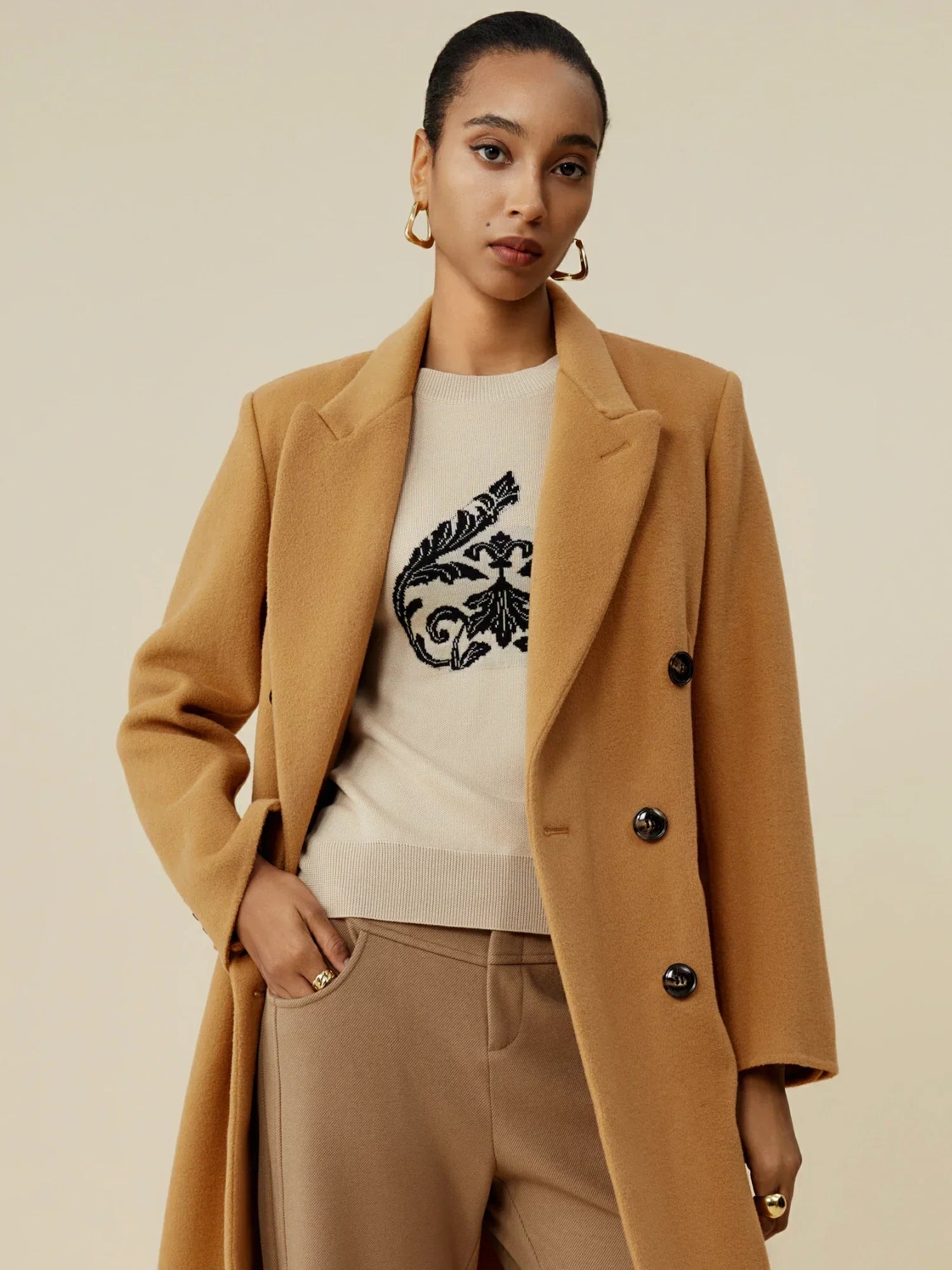 Yün Çentikli Yaka Klasik Kruvaze Kaban