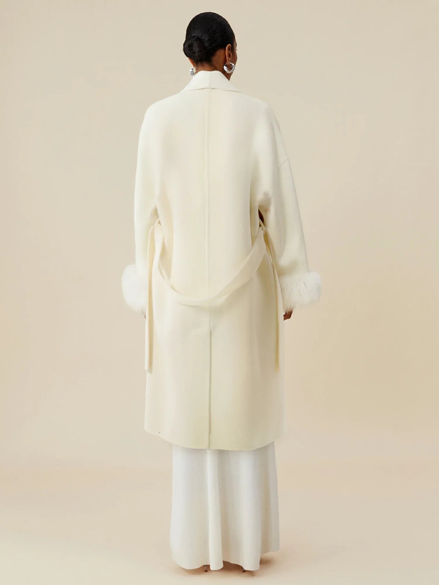 Yün Yaka Uzun Kollu Peluş Manşetli Uzun Kaban