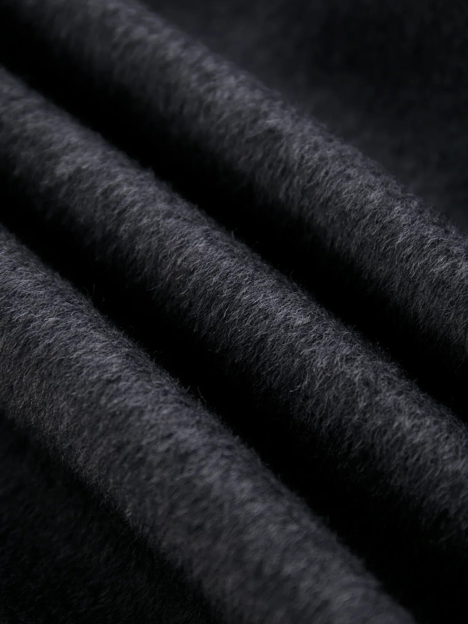 Yün Kapüşonlu Uzun Kollu Kaban