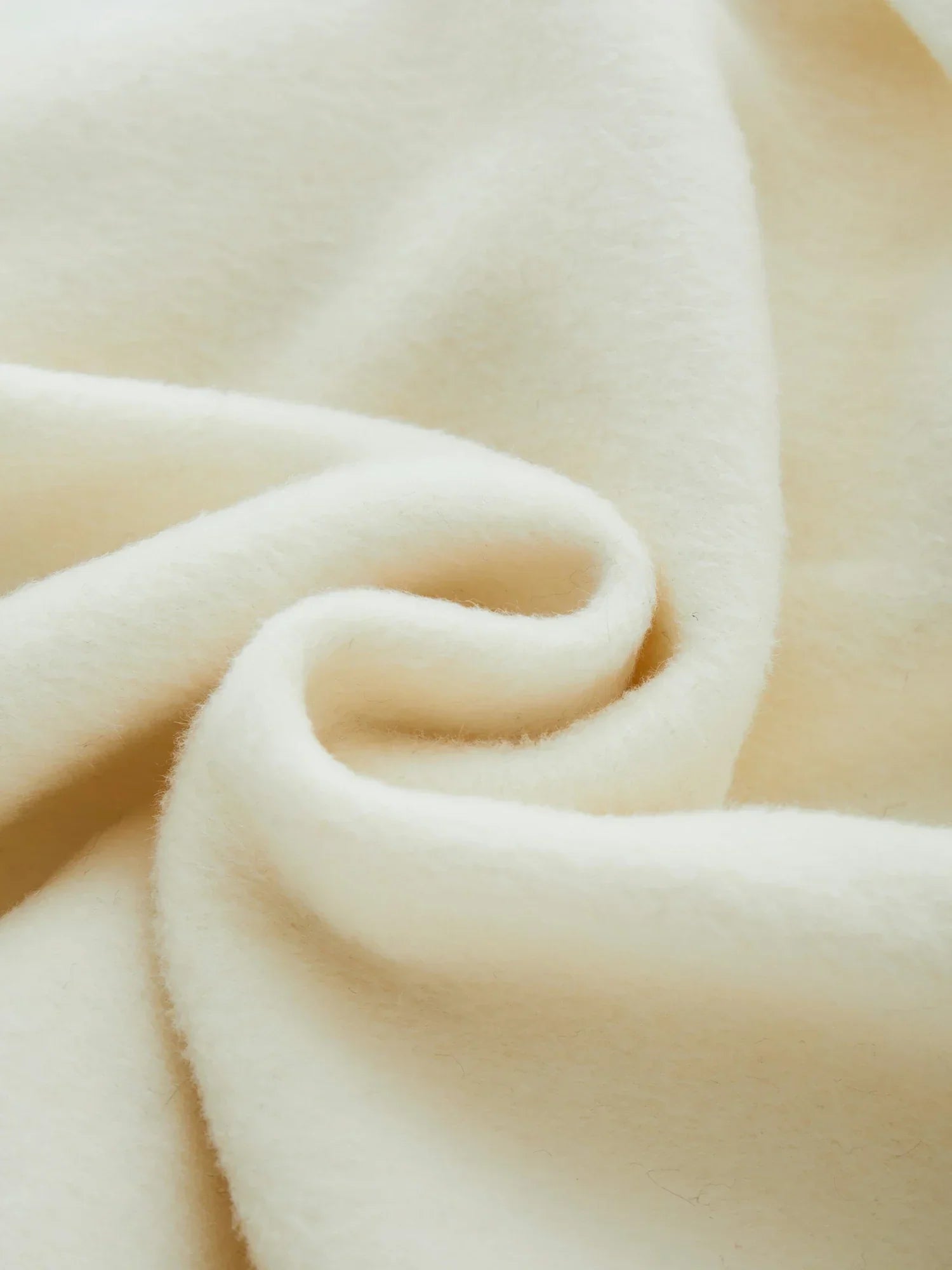 Yün Yaka Uzun Kollu Peluş Manşet Kısa Kaban