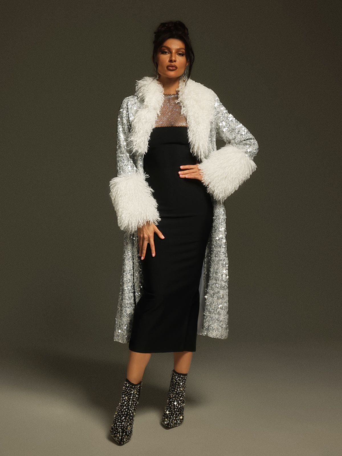 Panue Suni Kürk Yaka Payet Kaban