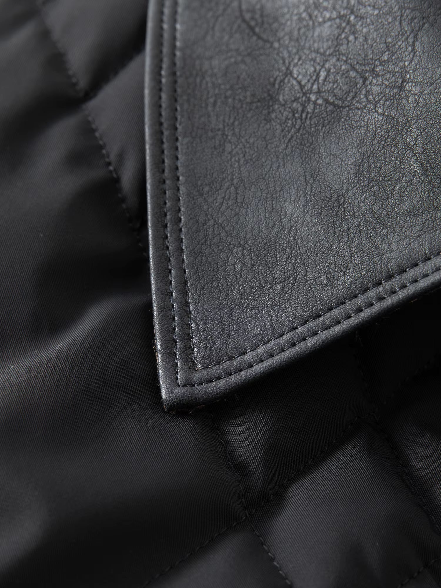 Ekose Panelli Kısa Ceket