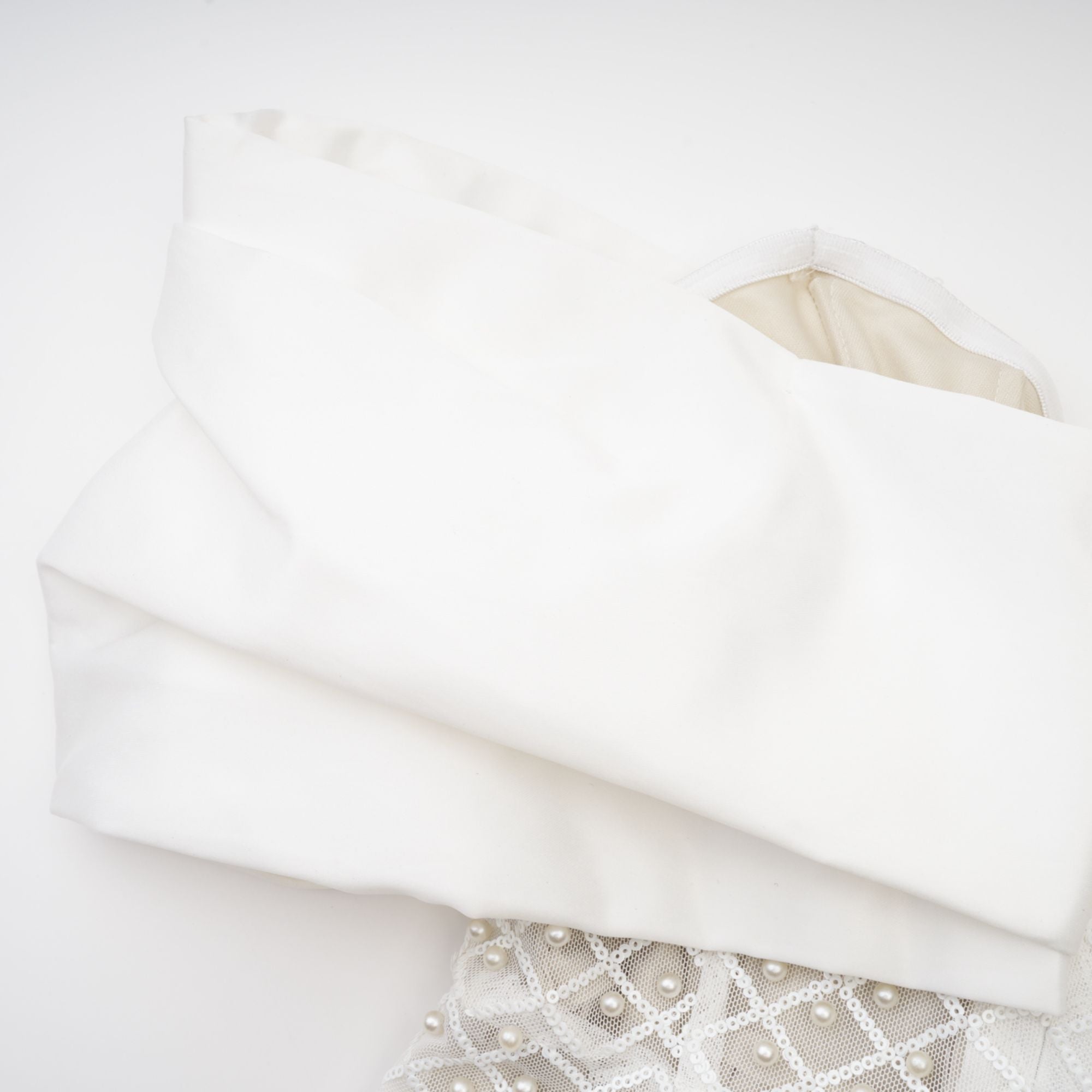 Maura İncili Omuzdan Askılı Maxi Elbise