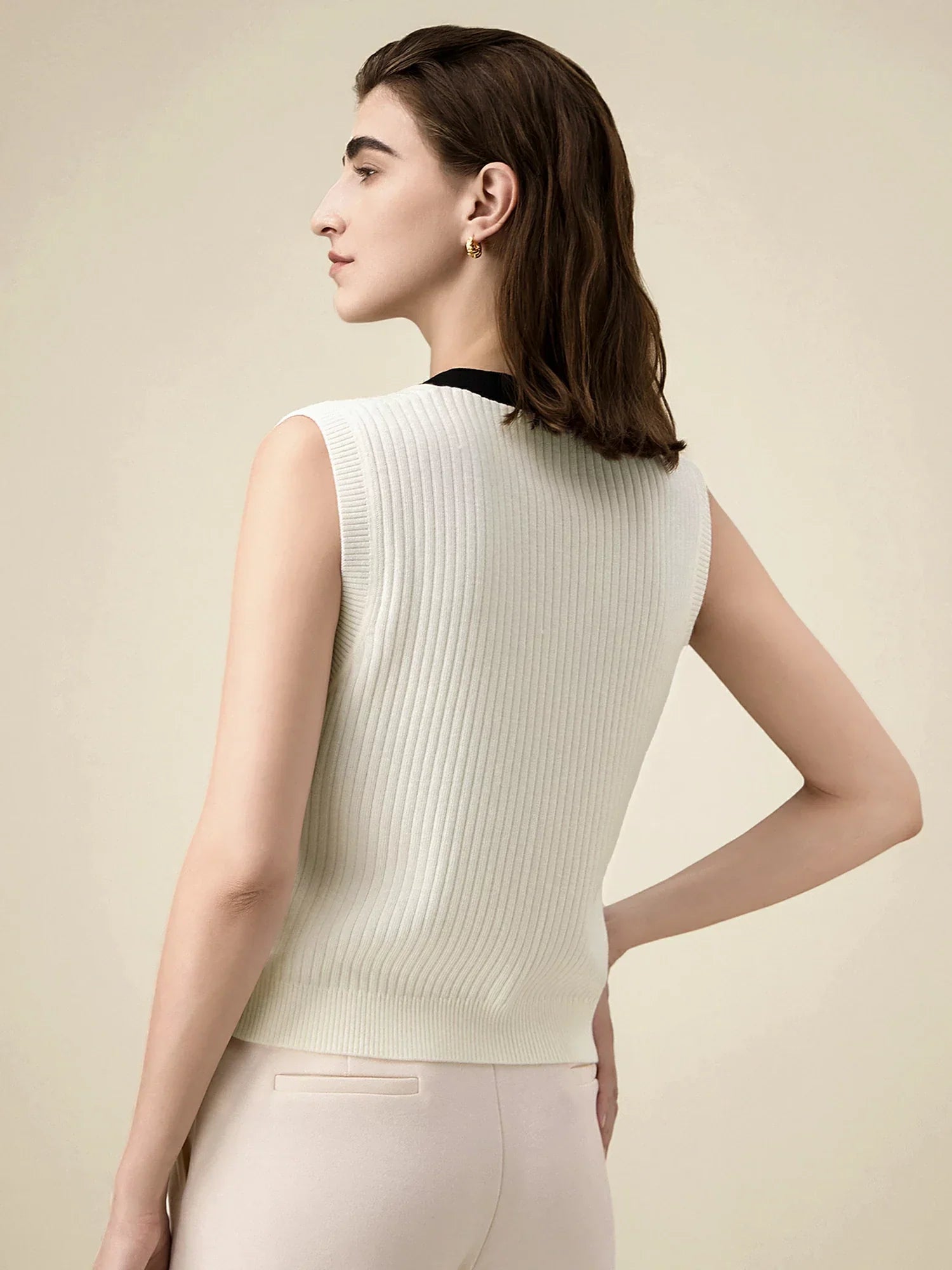 Yün Kolsuz Örme Kontrast Hırka Atlet