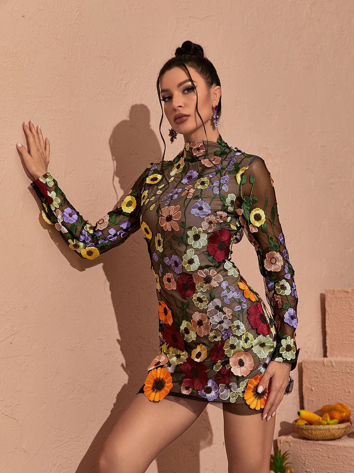 Saige Siyah Uzun Kollu File Çiçek Mini Elbise