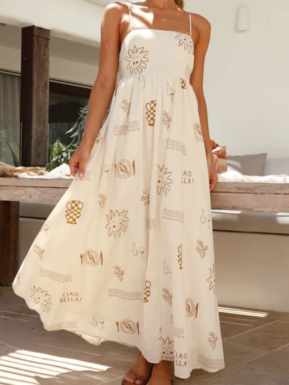 Chill Vibes Sırtı Açık Spagetti Askılı Maksi Elbise