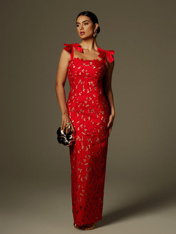 Zerrin Fiyonklu Çiçekli Maksi Elbise