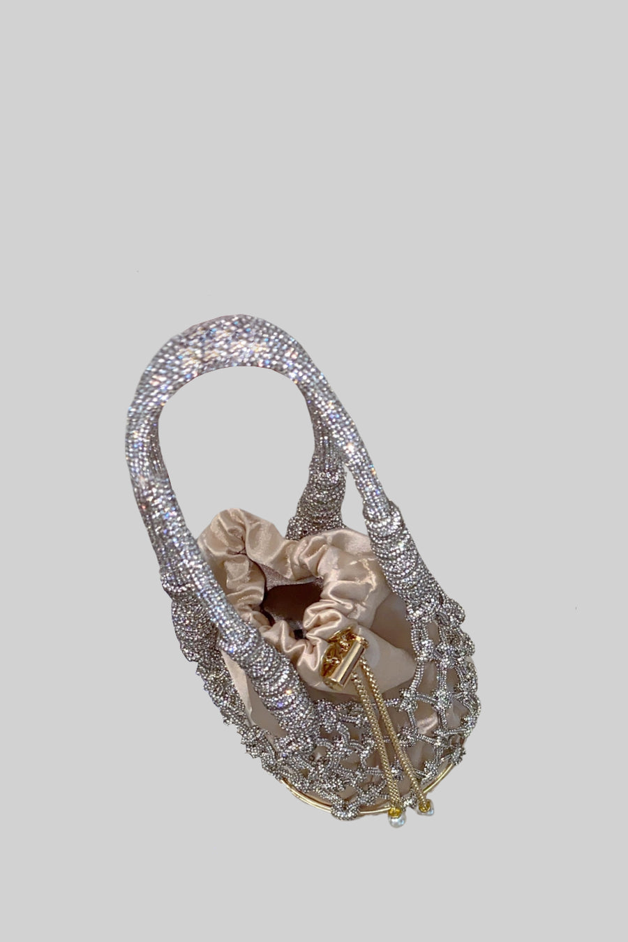 Yuvarlak fileli çanta ile bej saten çekişli kese - Gümüş