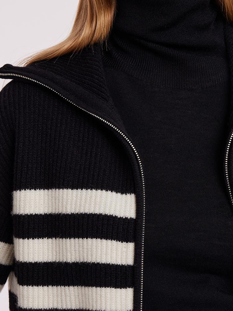 Yünlü Örme Çizgili Kadın Hırka