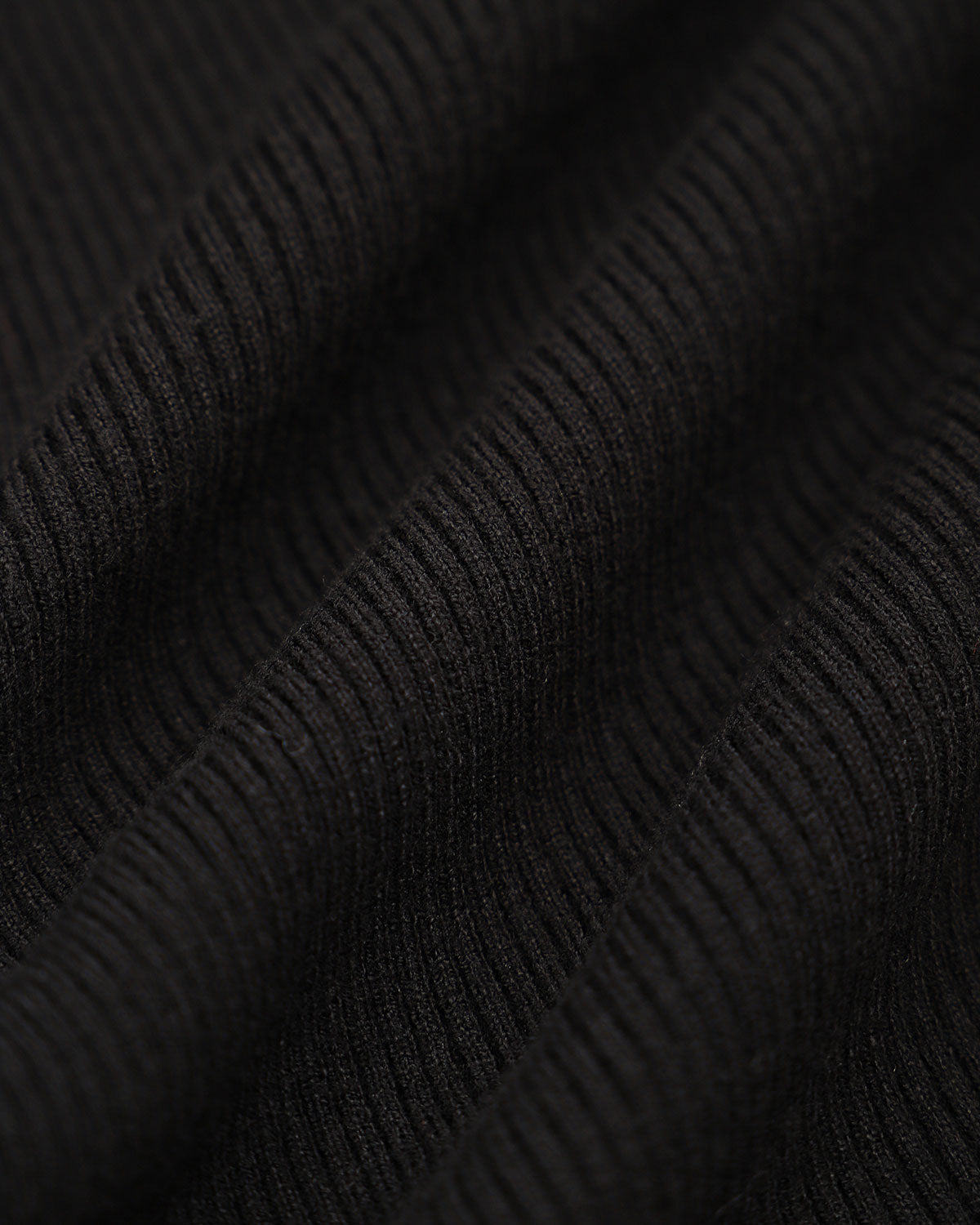 Siyah Kontrastlı Çan Kollu Örme Mini Elbise