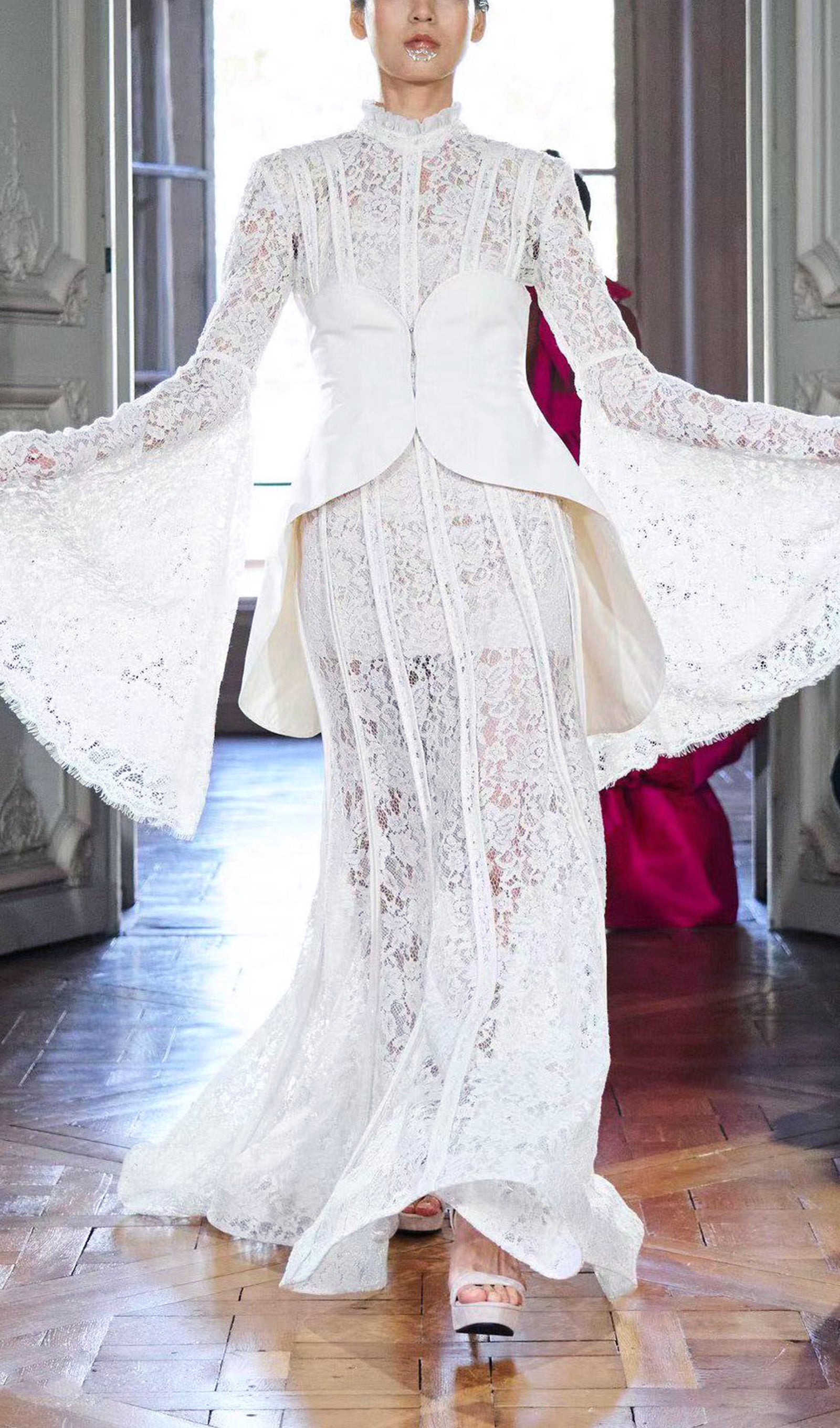 Dantel Korse Çan Kollu Maksi Elbise Beyaz